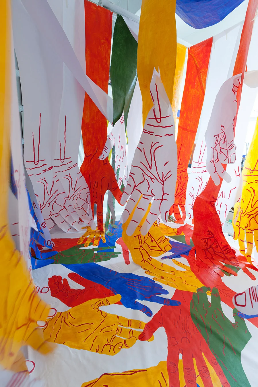 mirena-rhee-hands-tesseract-installaton.jpg