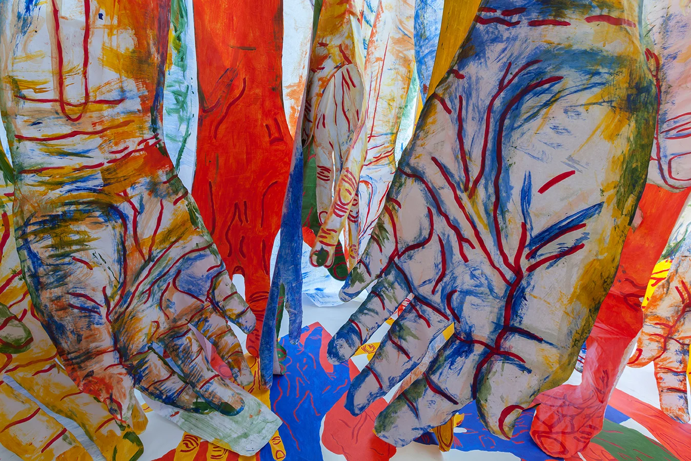 mirena-rhee-hands-tesseract_09.jpg