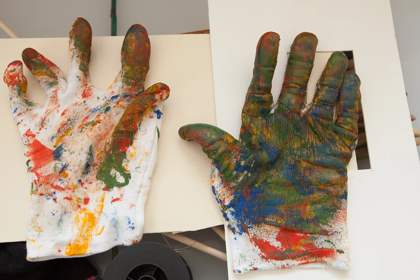 mirena-rhee-hands-tesseract_11.jpg