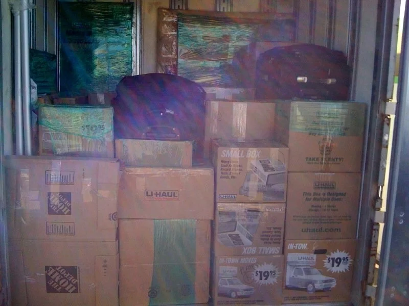 moving-to-new-york-luggage.jpg