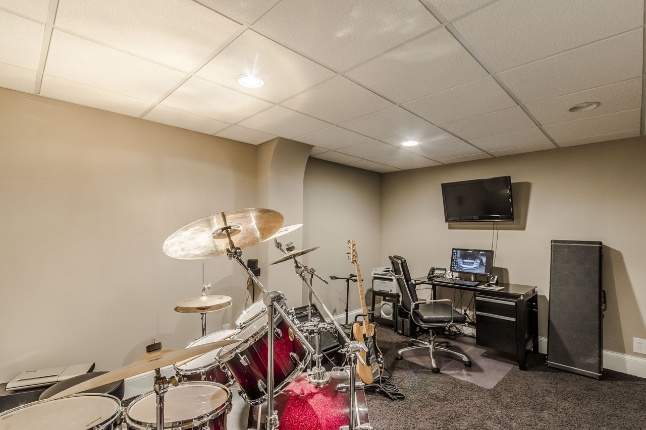 5622 Riverside Dr 119.jpg
