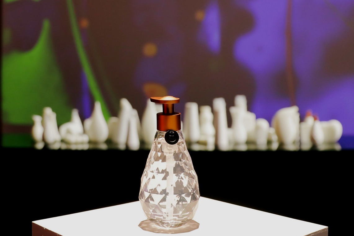 Method_GlassforGood_HiRes_181207_Photo1.jpg