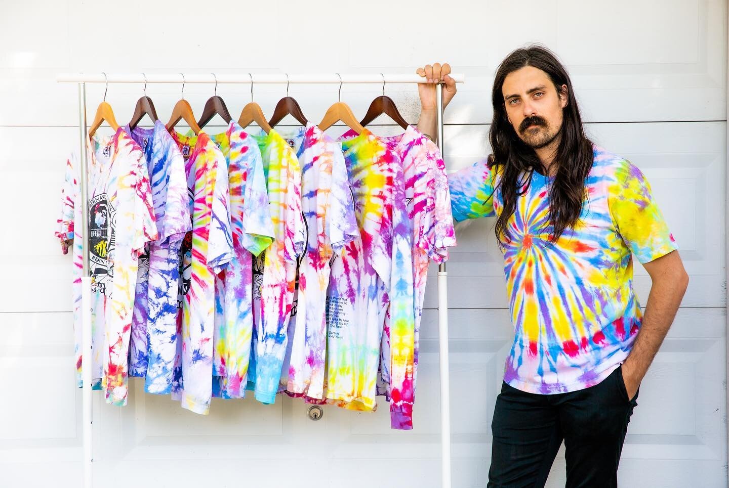 We loved working with t-shirt designer, tie dye artist and musician  @gordonkenny whose amazing designs can be found @steelyyourdan and @bernyourface
.
Check out the film we made for him documenting his process! 
.
.

#tiedye #tiedyefashion #tiedyelo