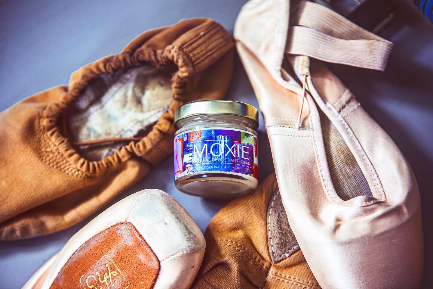 We loved working with @moxiecream on this campaign! Check them out for sustainable, handcrafted, all-natural deodorant made in small batches. 
.
We  absolutely adore working with female driven brands and supporting our fellow artists. Not only was it