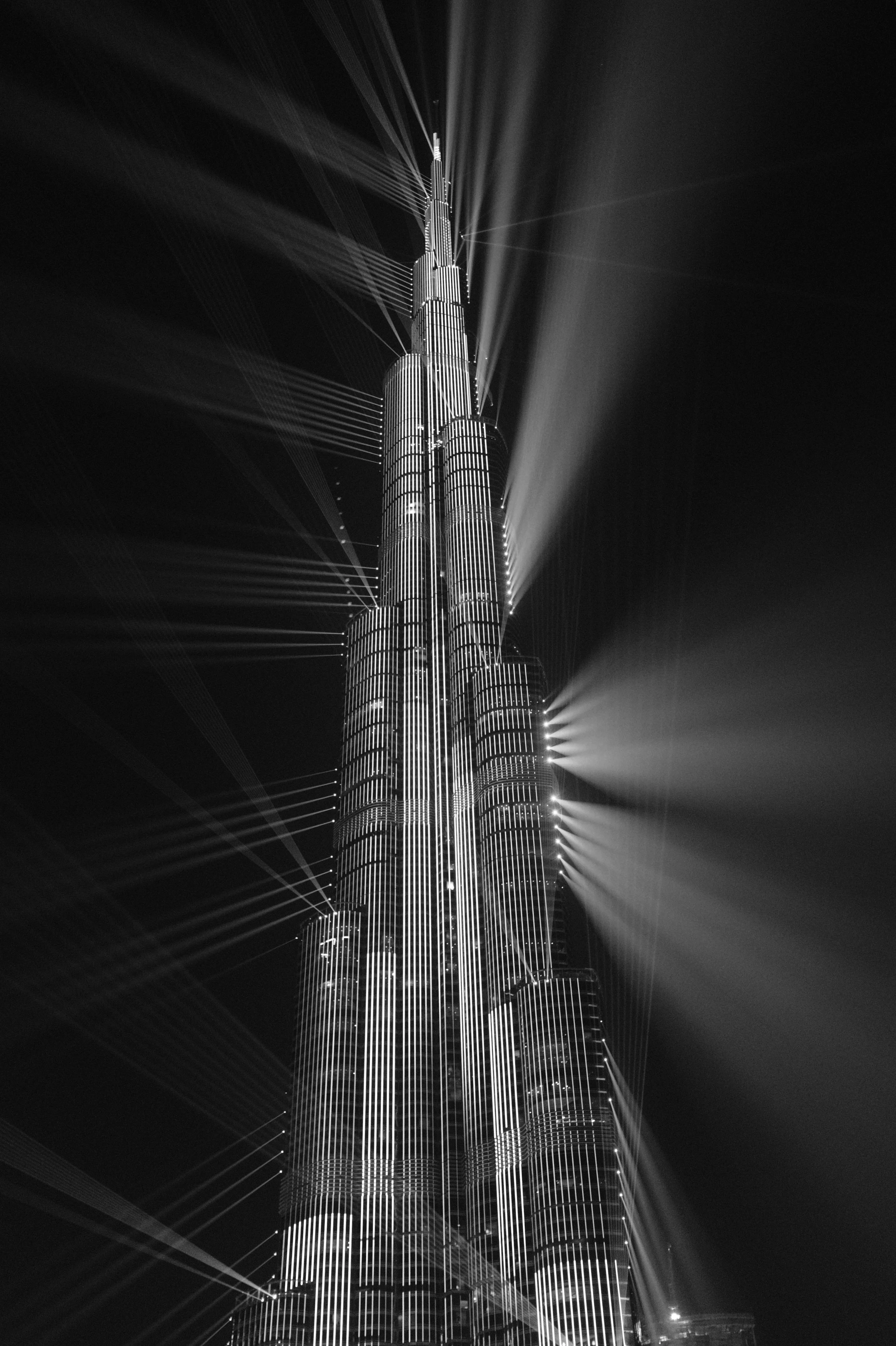  Burj Khalifa Light Show, Dubai, United Arab Emirates 