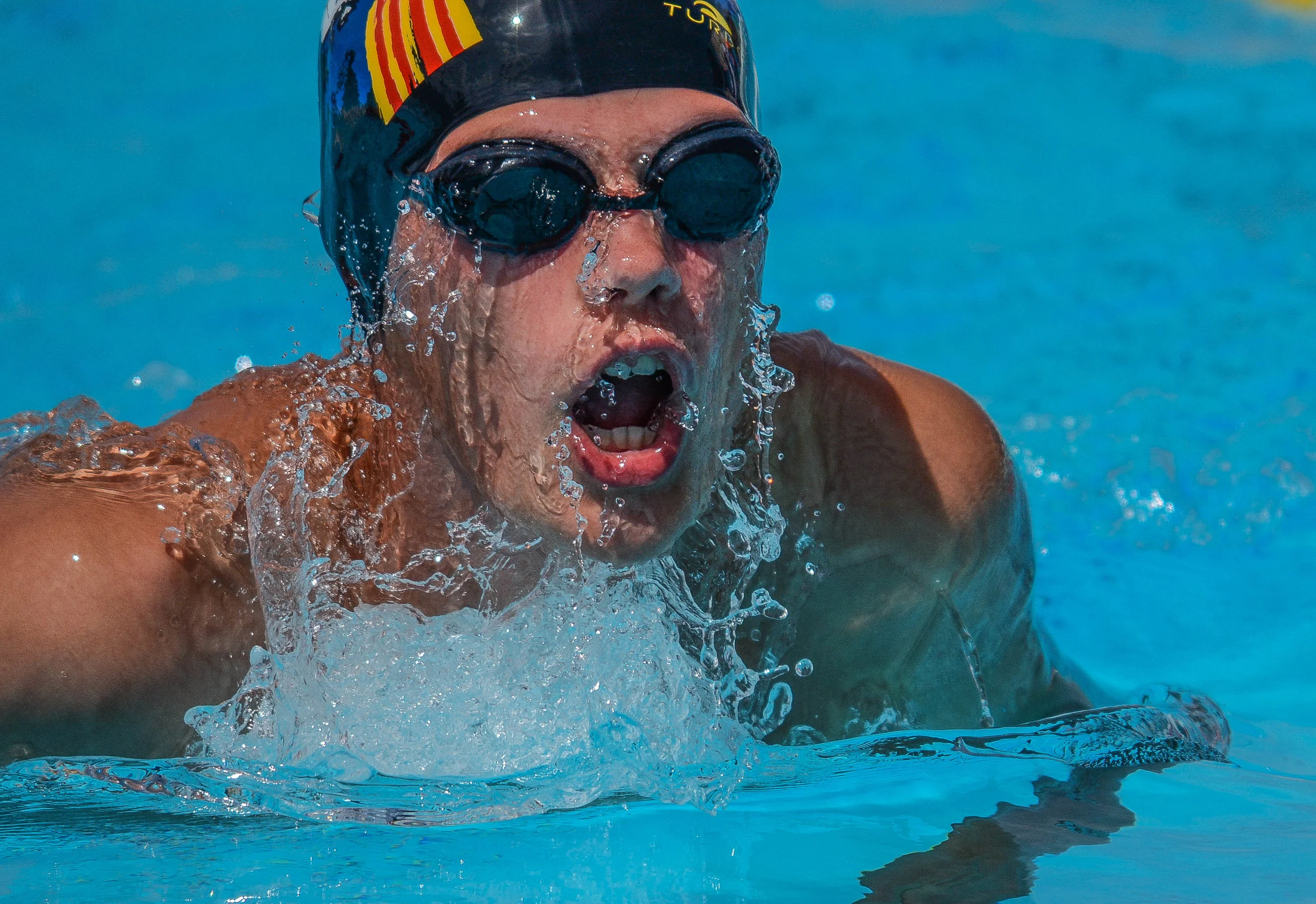 Swimming. Natation. Crawl