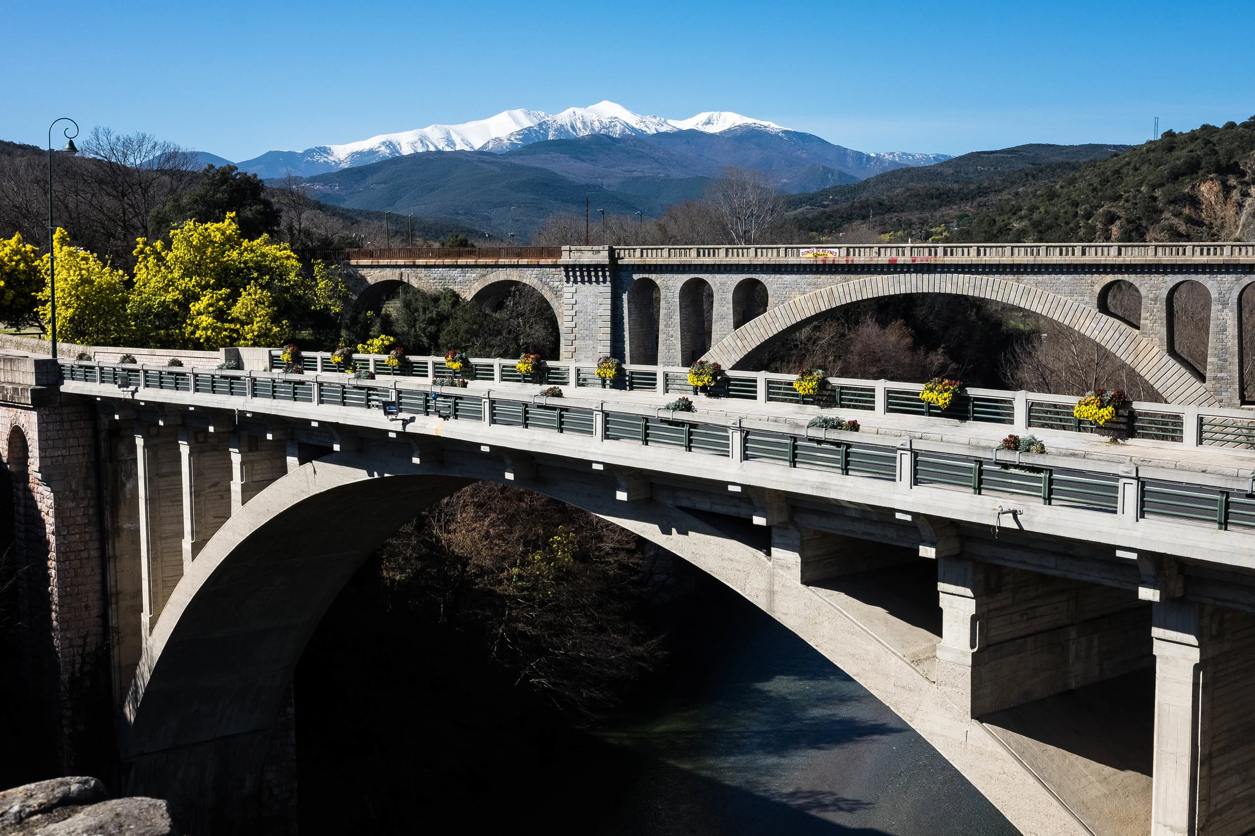  Les trois ponts Céret France  The three bridges Céret France 