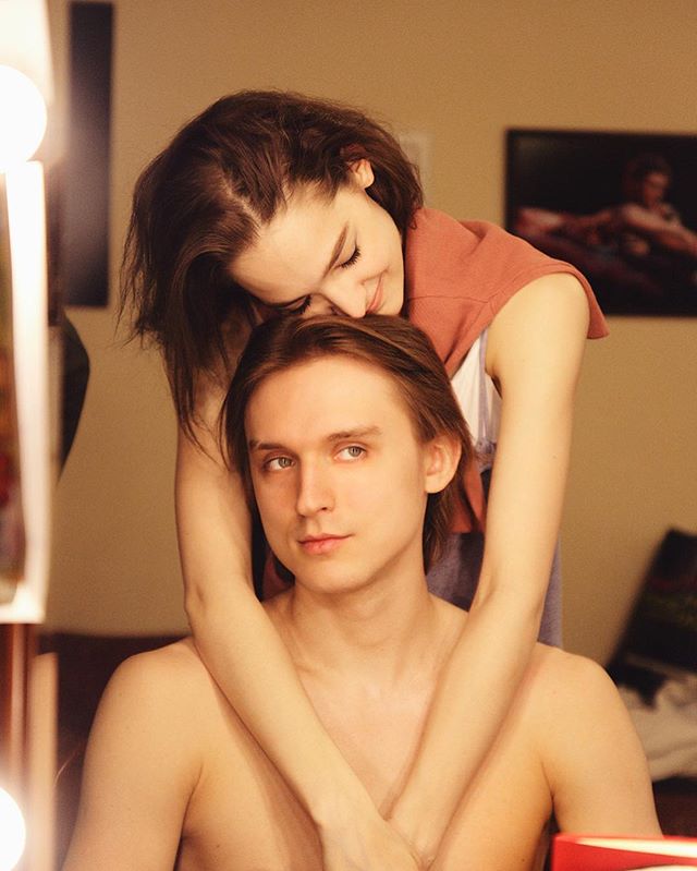 DENIS AND ELYA
Звездная пара Большого театра, и просто замечательные люди @elya_7ard @rodkin90 в моем объективе в @bolshoi_theatre 🌟💫 📸PHOTOS BY ME
Star couple and just great people @elya_7ard @rodkin90 caught by my camera in @bolshoi_theatre
#balletlegacy #bolshoiballet #bolshoistars #bolshoiballerina #bolshoitheatre #большойтеатр #звезды