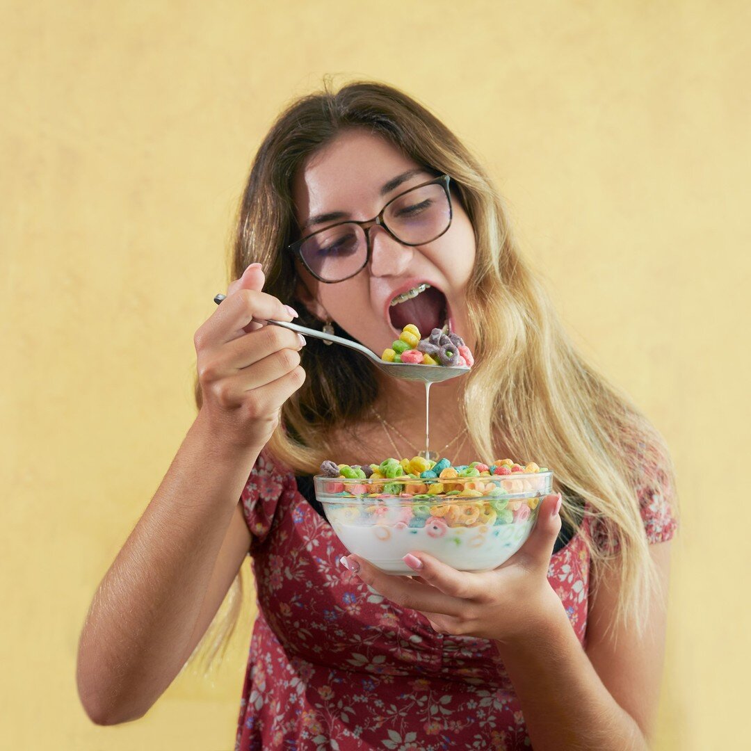 Ok, this girl knows how to make me LAUGH. Thanks for letting me take an action shot of you on a regular Tuesday morning, Hana Banana!

Out of all the fruit loops, you&rsquo;re the loopiest of them all 😂 🥣

#foodgram #foodphoto #foodcoma #foodstyle 