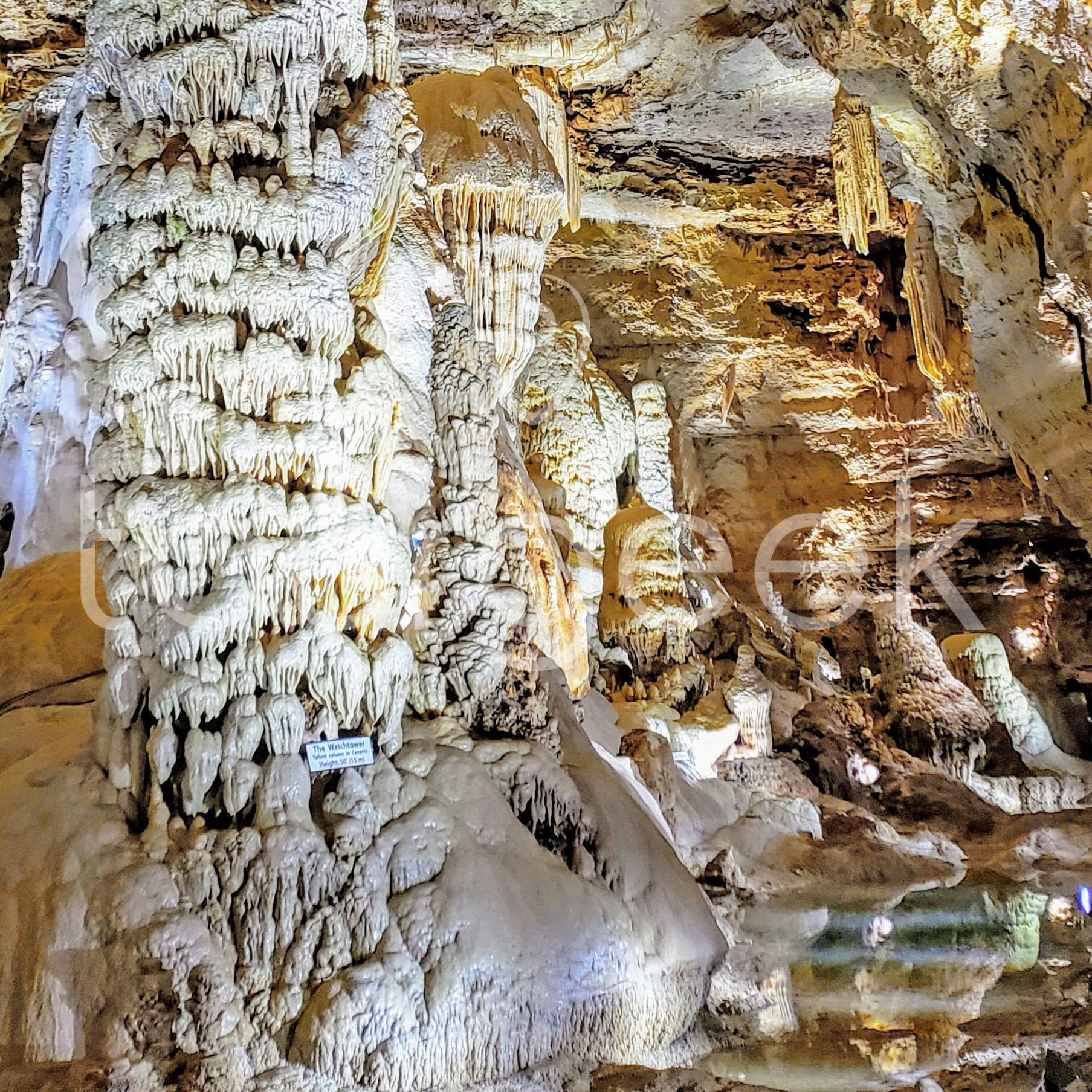 Natural Bridge Caverns