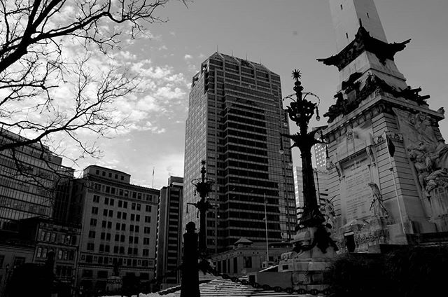 Proud to call the city home, and to dress the men who thrive here.

#indianapolis #monumentcircle #suit #mensfashion #blackandwhite_photos #menswear