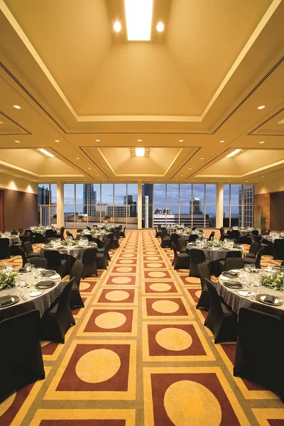 Level 17 Banquet Style v2.jpg