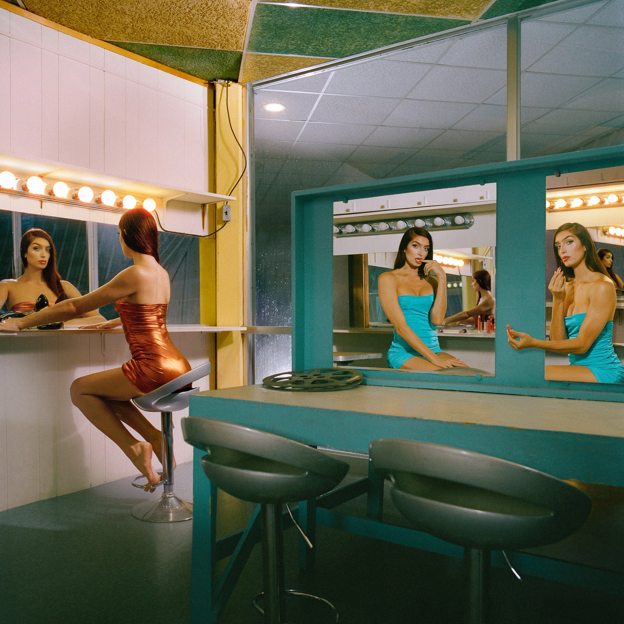 vera stagedoor sharp-2.jpg