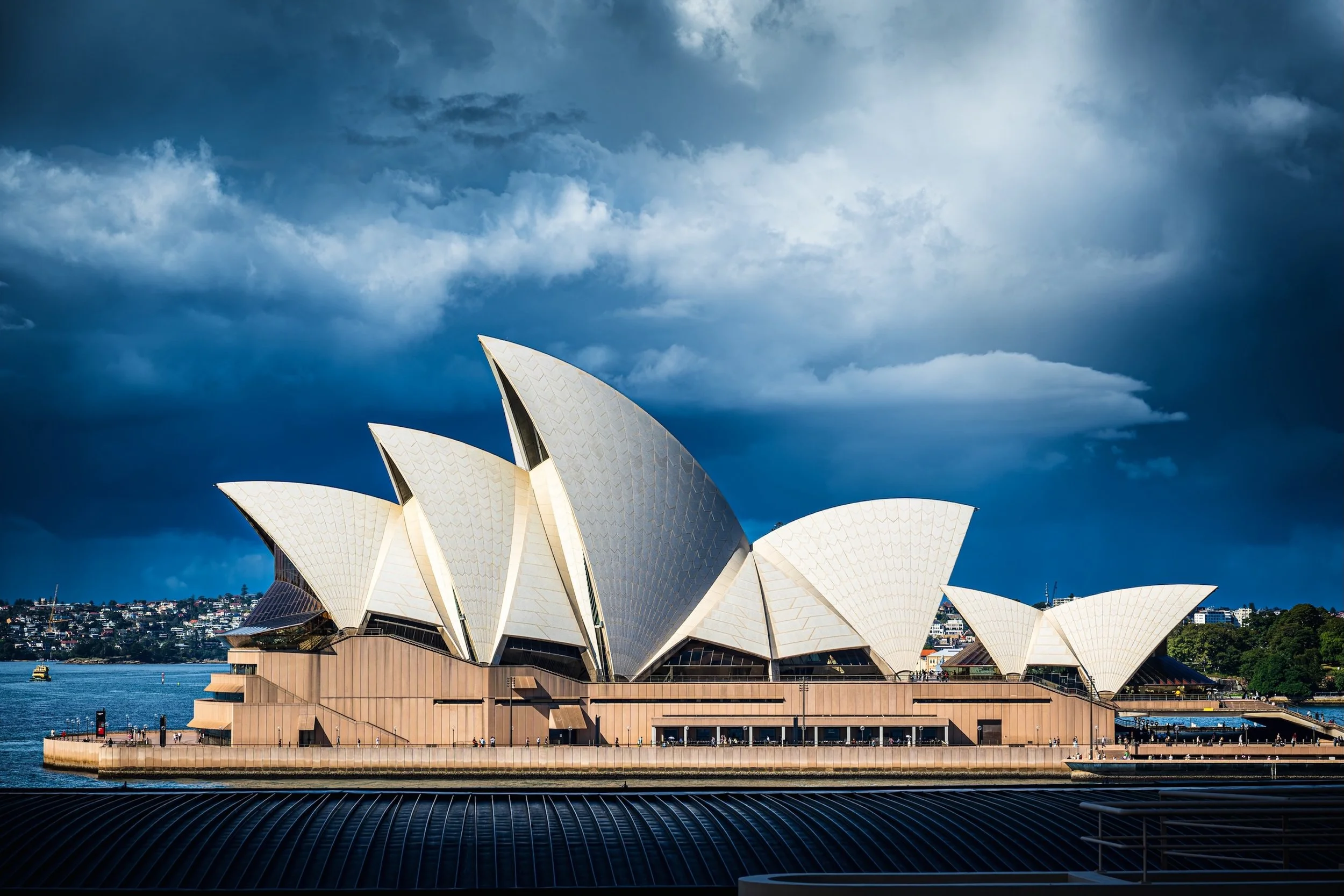 OPERA HOUSE INCOMING