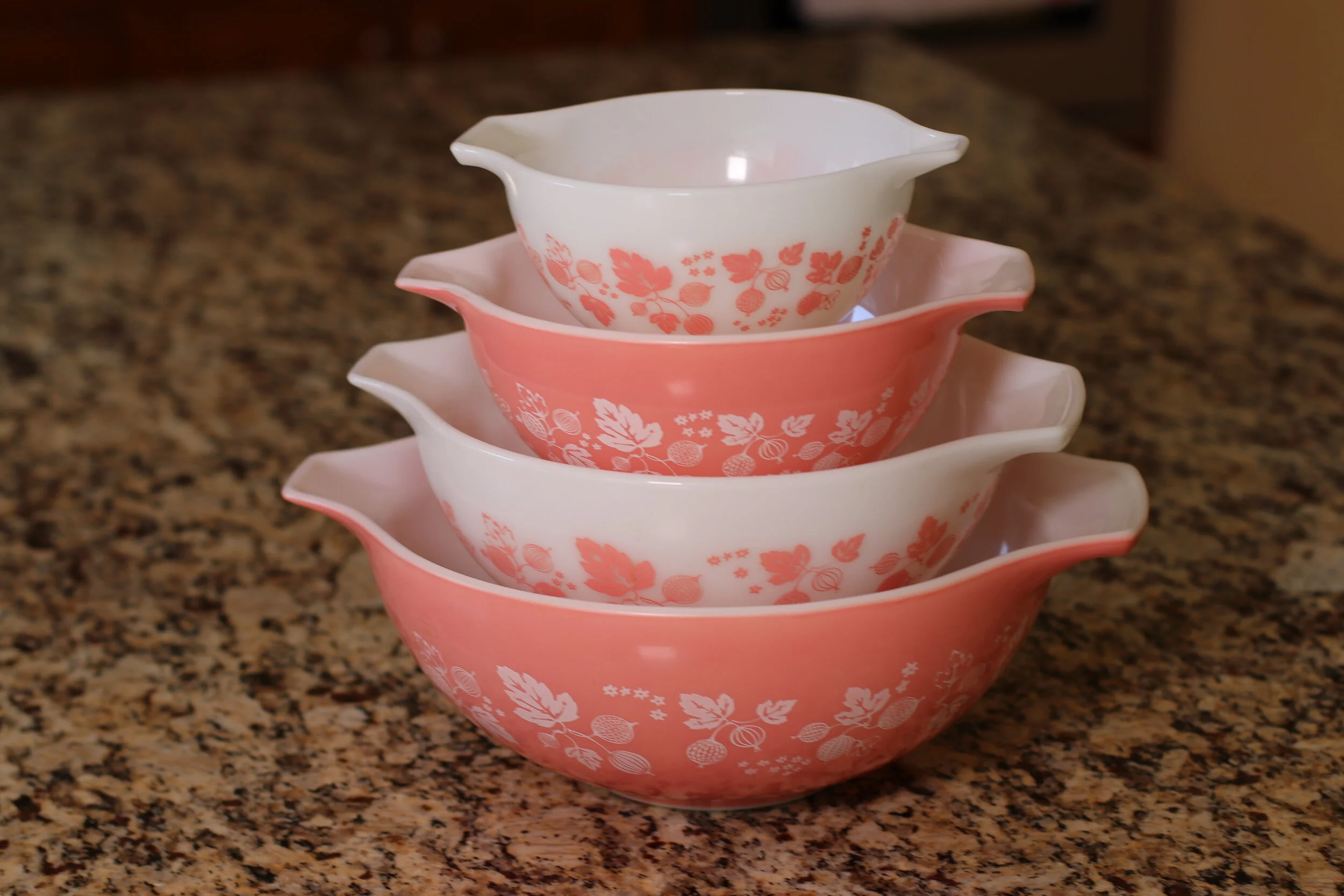Collecting Vintage Pyrex