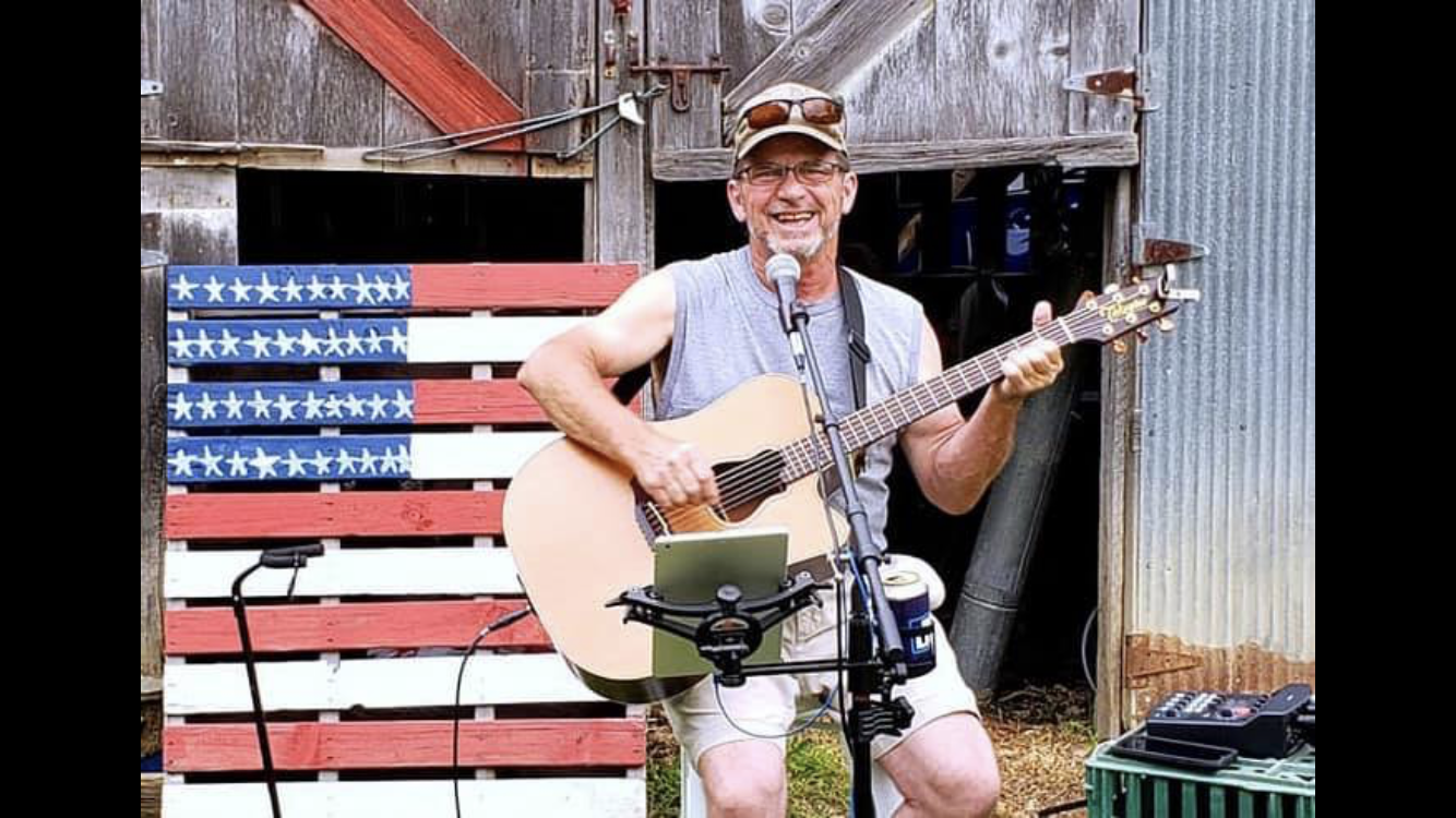 Live Music: Fred Kennedy