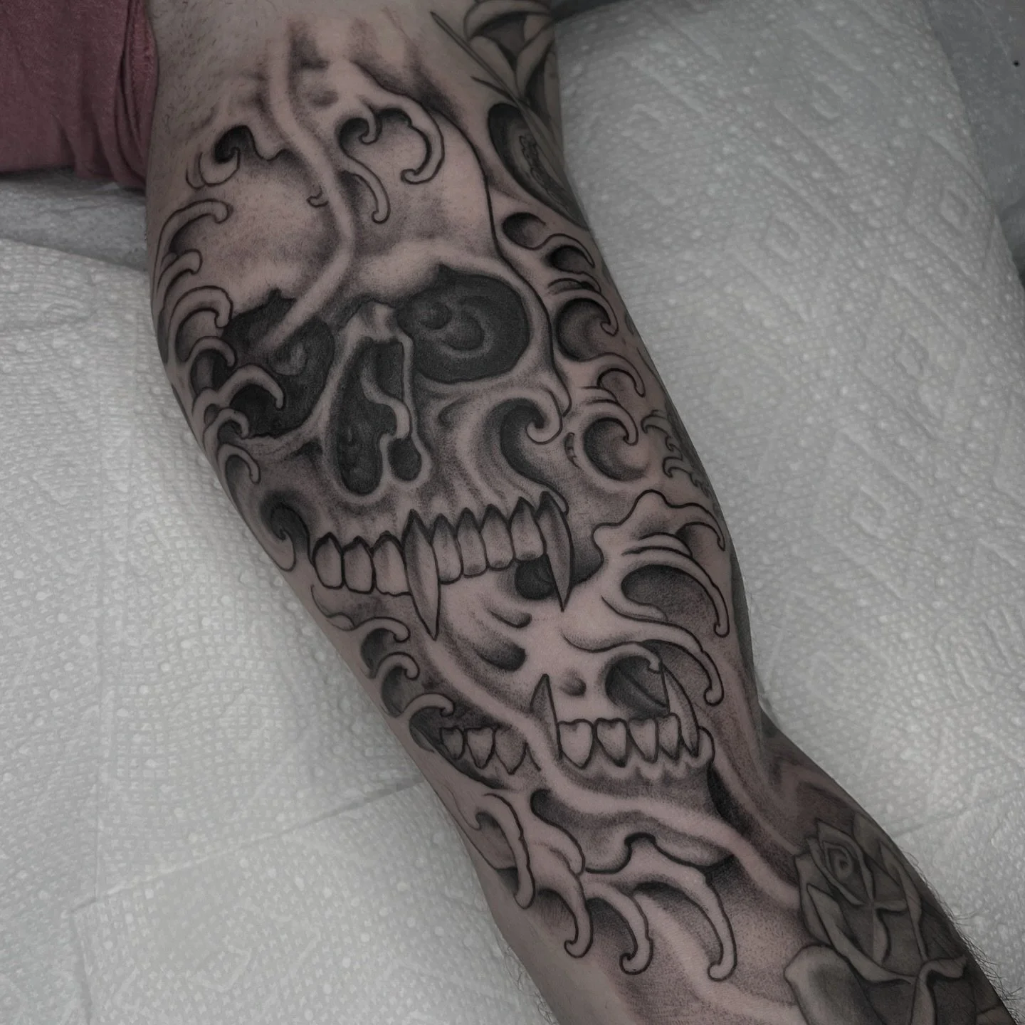 Water skull for Alex. Still have to do one more pass, but a solid start. Alex lives in Philadelphia and whenever he comes to Los Angeles he makes an effort to put in a session on his arm. Thanks Alex, thanks for your commitment and trust.