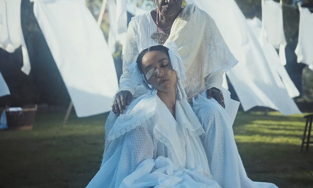 fka-twigs-Home-With-you-video-00-2.jpg