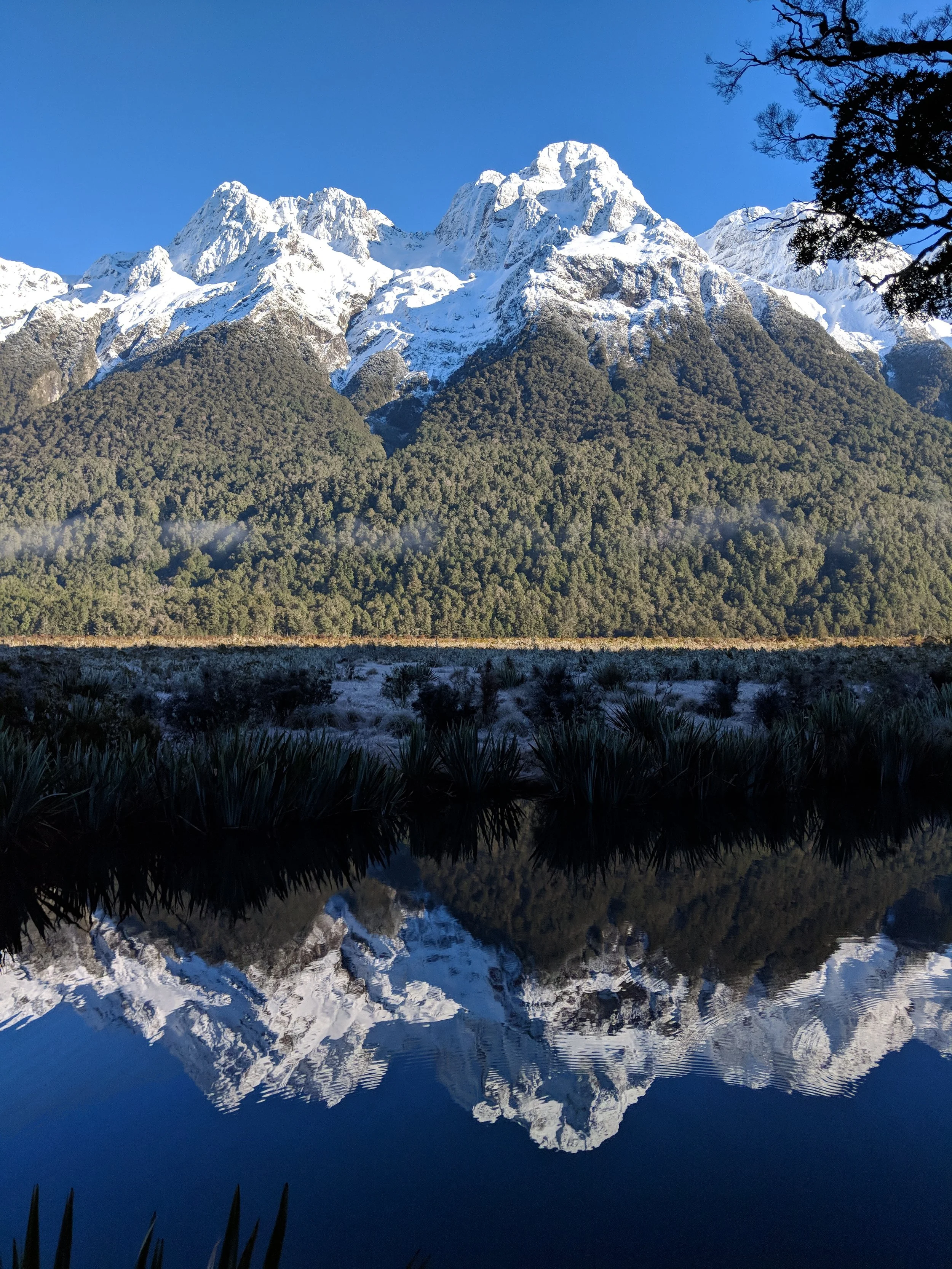 Mirror Lakes on the road from Te Anu to Milford Sound