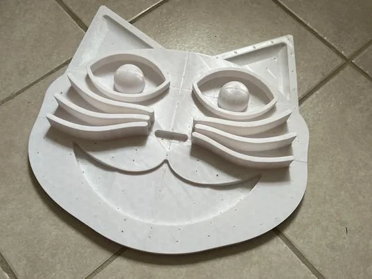 Cat_Activity_Board_Img_2.jpg