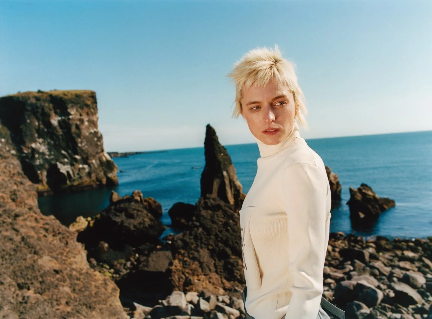 High+Life_Iceland_+(38)+ret.jpg