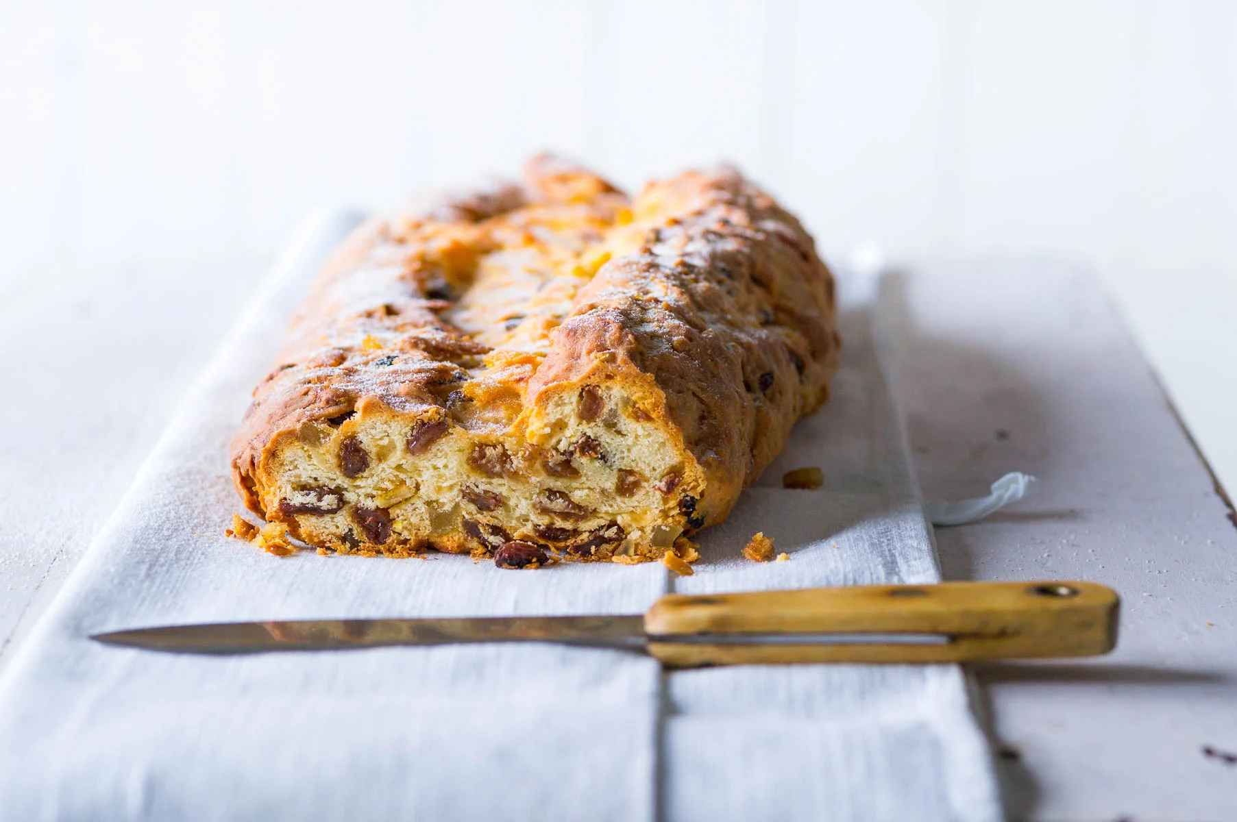 Stollen auf Küchentuch