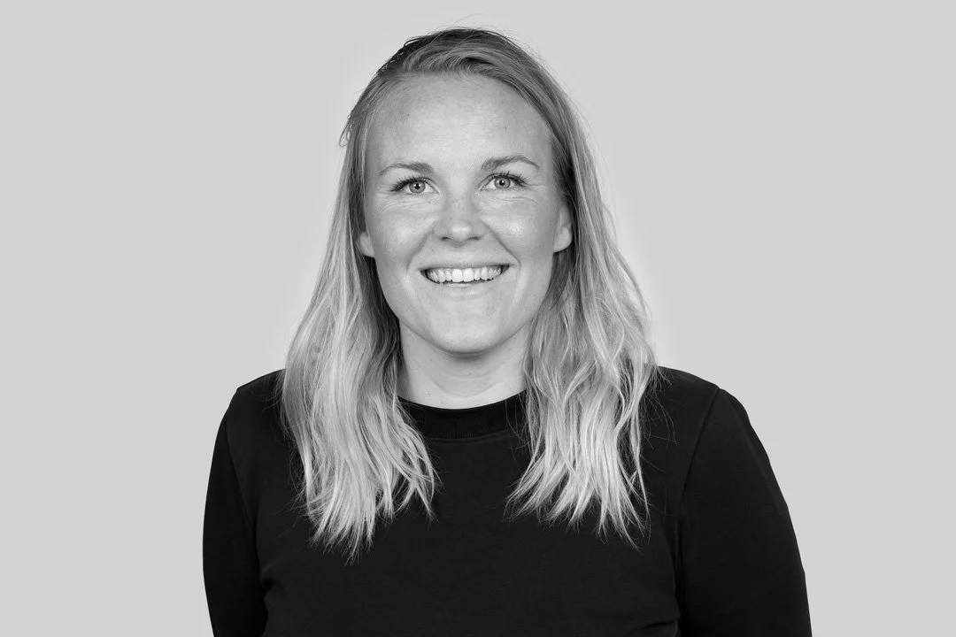   CLARA GULDBRANDSEN   Landskabsarkitekt MDL  cg@thing-brandt.dk  53 73 32 22 