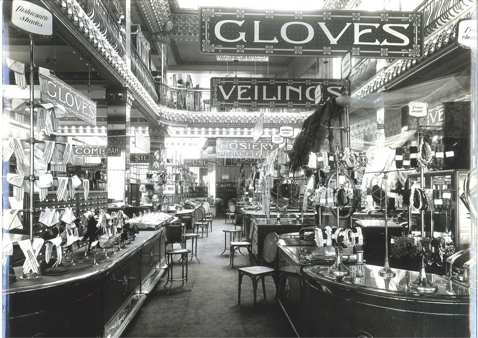 1920london.jpeg