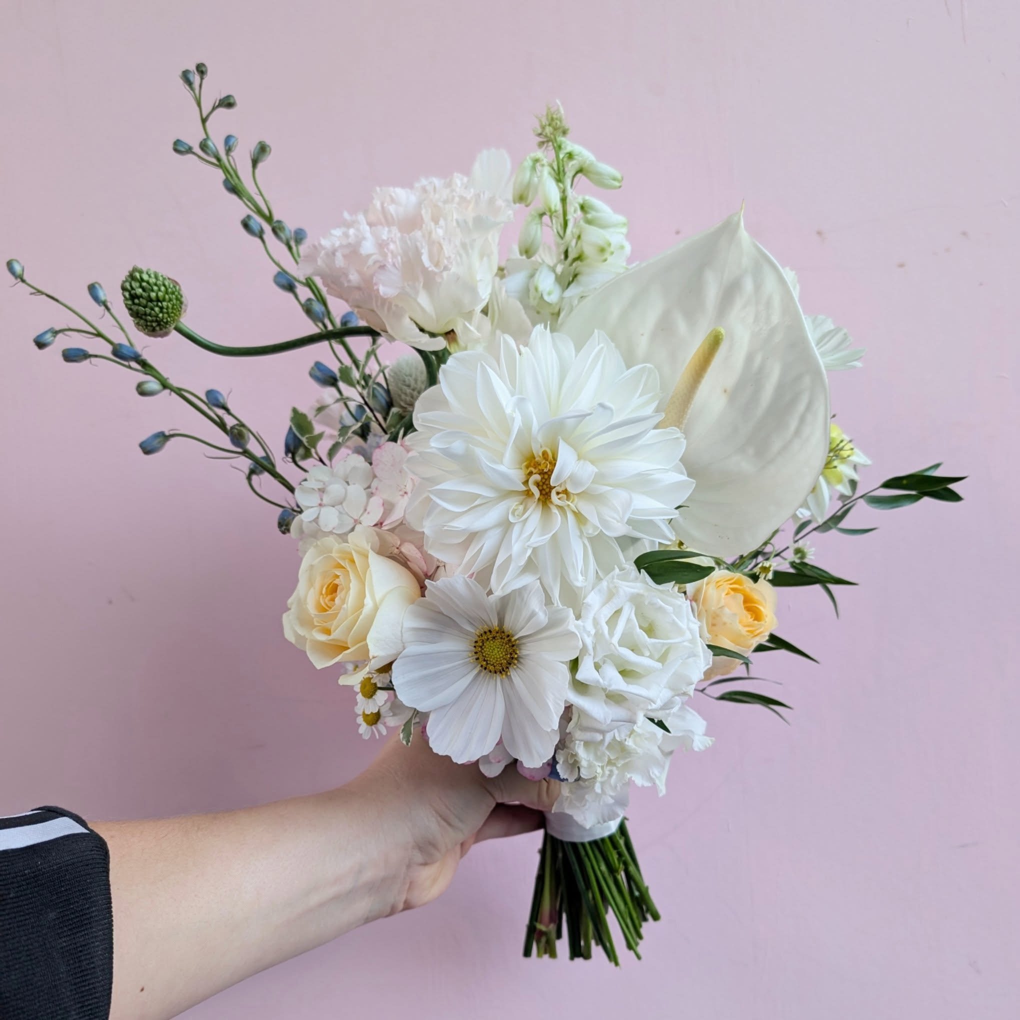 Harriet's bridesmaids 💘 

#bridesmaidbouquet #weddingbouquet #florist #geelongwedding #bouquets