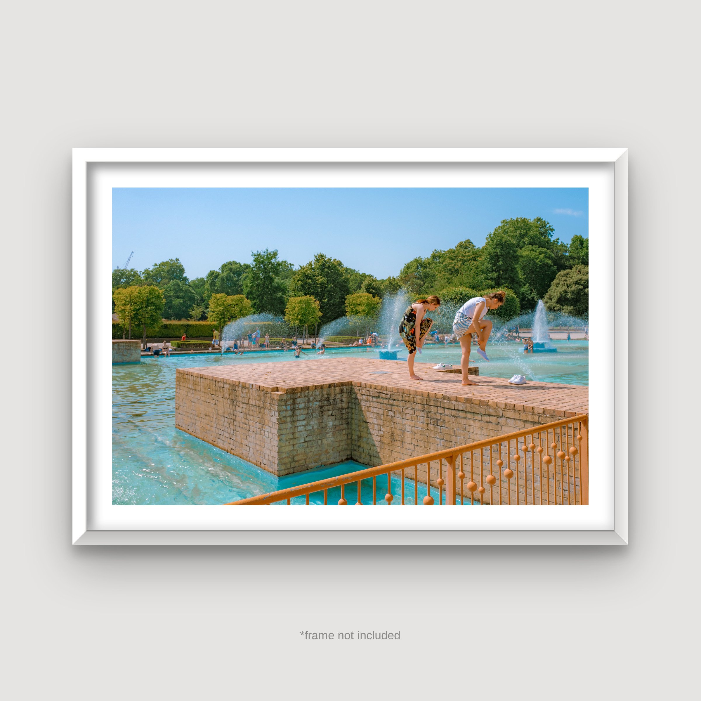 Josh Edgoose - Battersea Fountains_framed.jpg