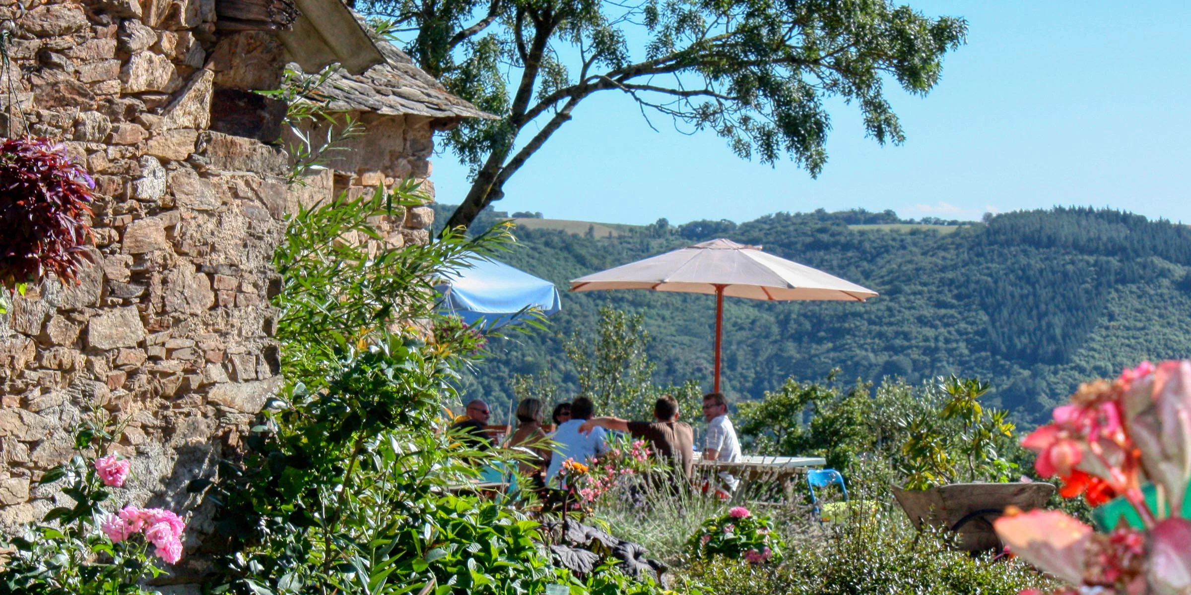 A relaxed environment with a stunning view, Bleuet has been host to many occasions with friends