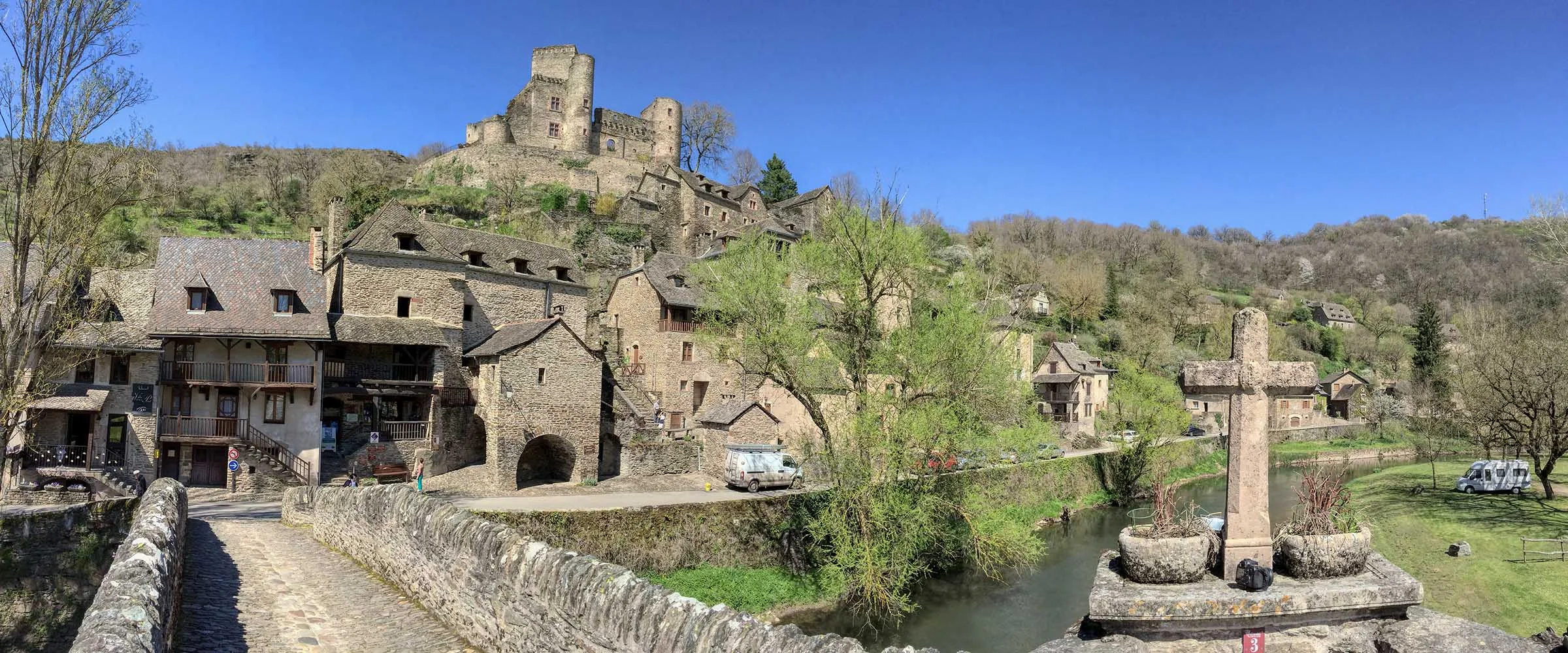 Panoramic view of Belcastel on a spring morning