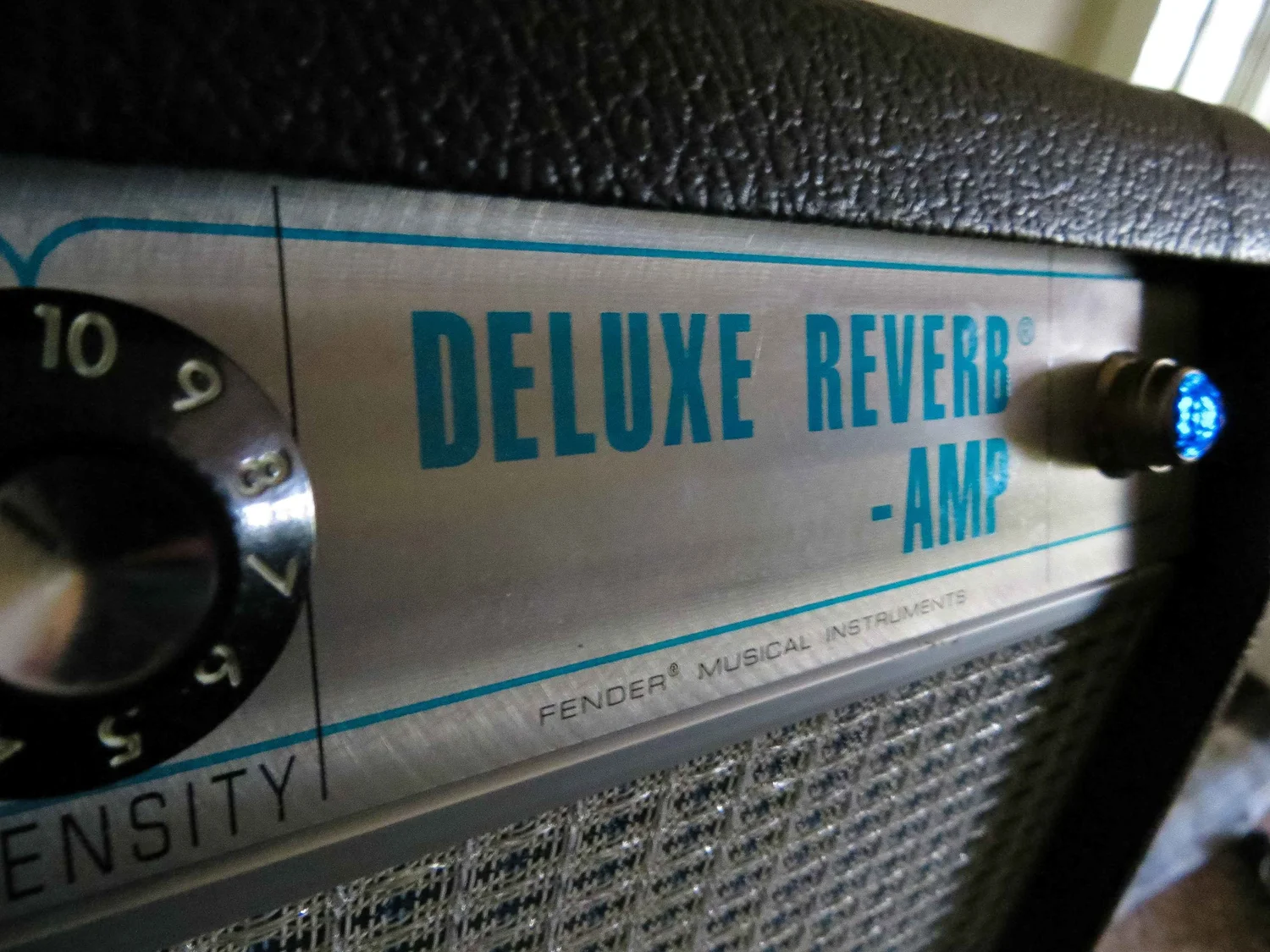 Fender 68 Custom Deluxe Reverb Review — Neil Spencer Bruce