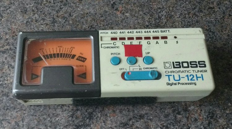 Boss TU-12H Tuner : Gear I own — Neil Bruce
