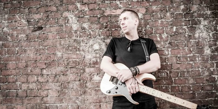 Brucie's Extreme Guitar | Opinionated lessons and thoughts on guitar playing