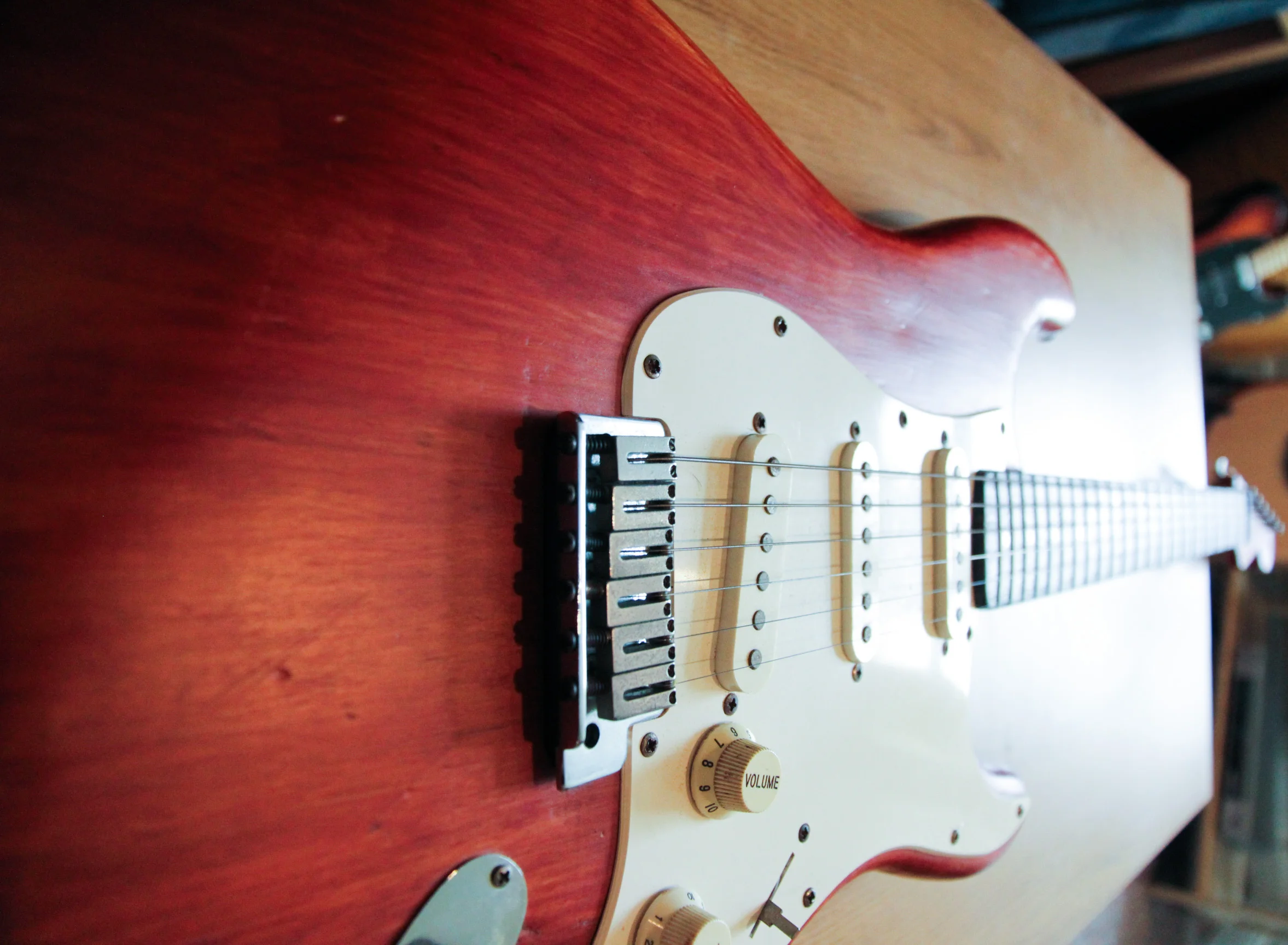 Improve your finger independence for guitar - try chord voicings