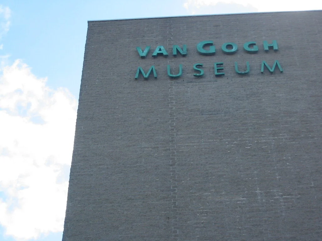 Van Gogh museum soundscape ambience, Amsterdam - Binaural 
