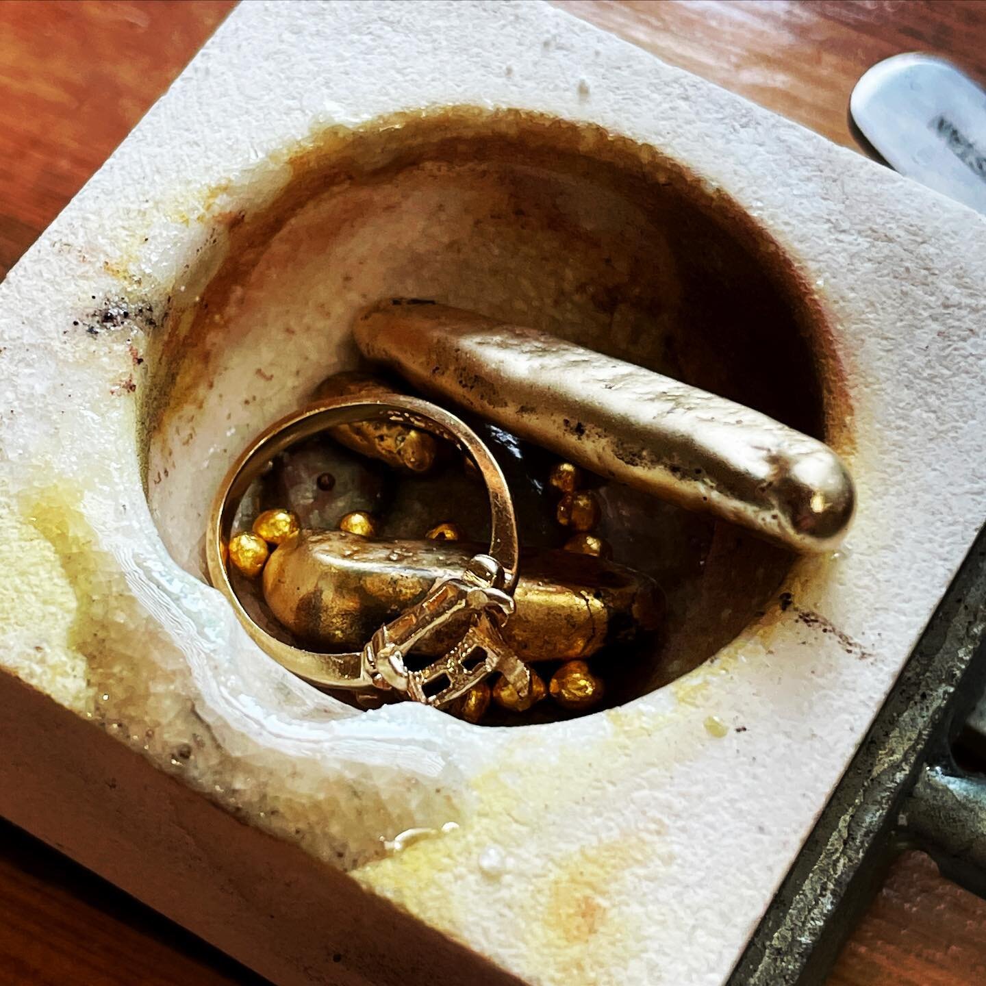 Old gold headed for new life,  recycling old memories to make something new, handmade in North Perth.  Dm me if you have old gold and want to rejuvenate your jewels.  #JewelleryRepairs #RecycleGold #bespokejewellery #HandmadeJewellery #northperth #pe
