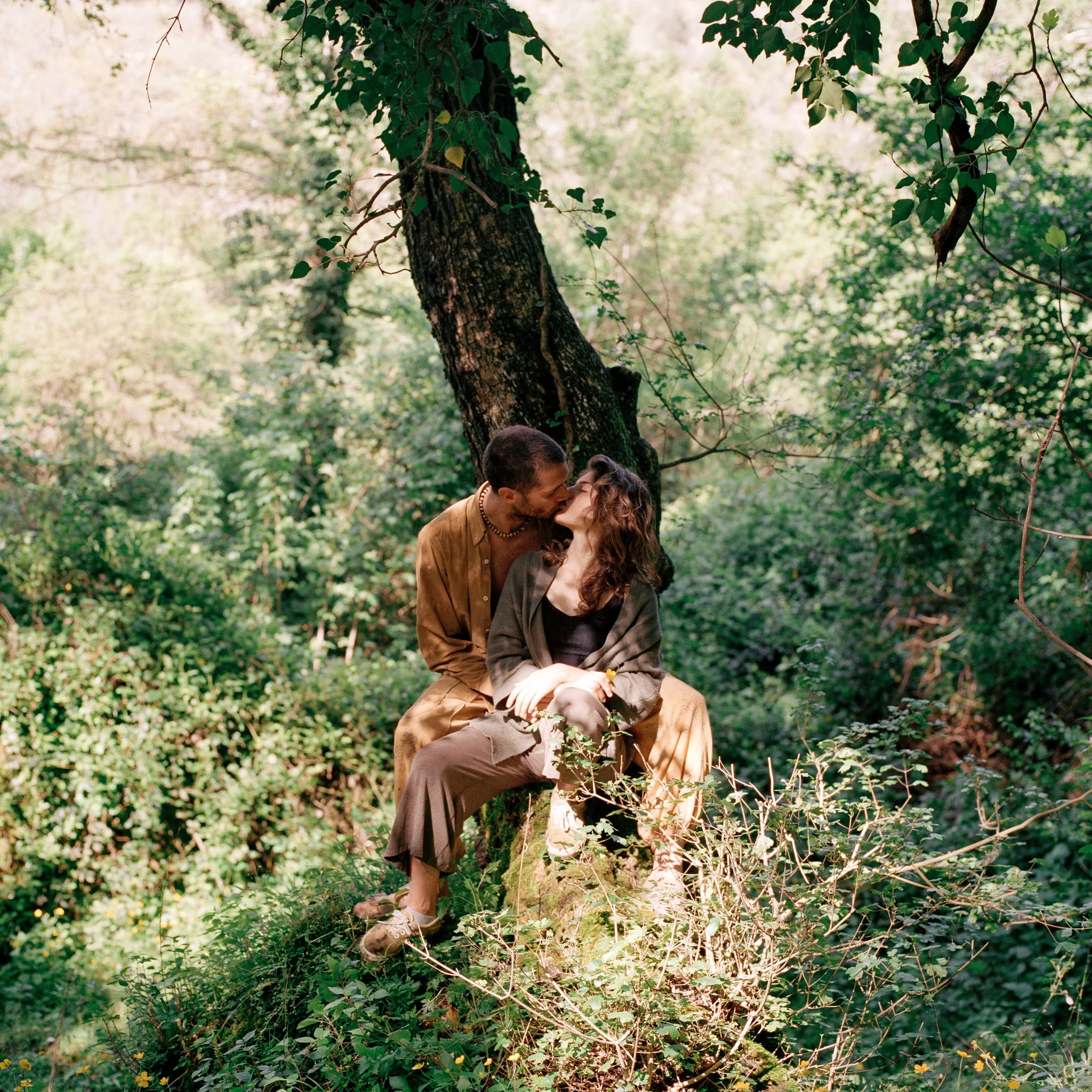 rbw_it_couple1_700.jpg