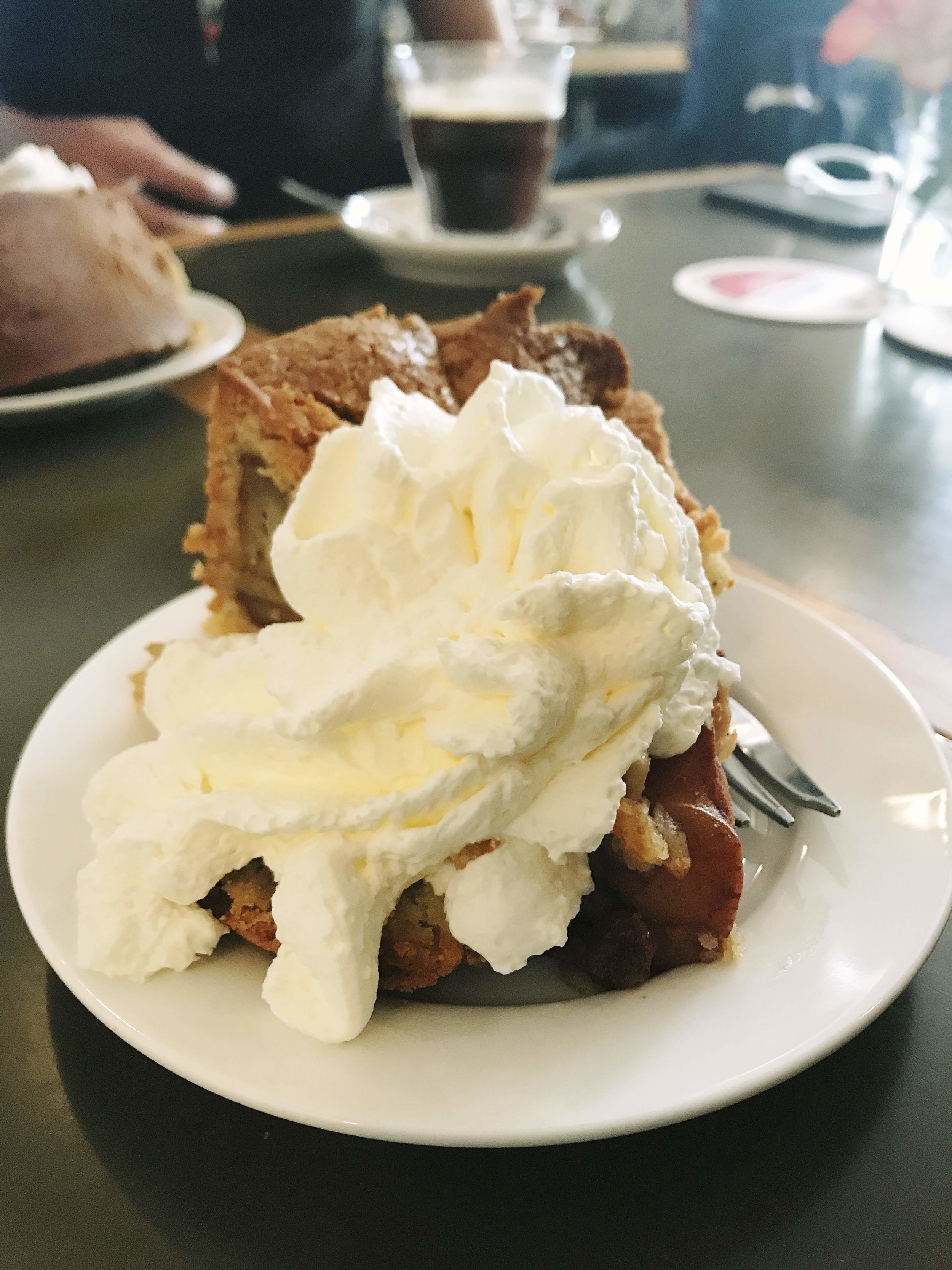 Apple pie at De Winkel