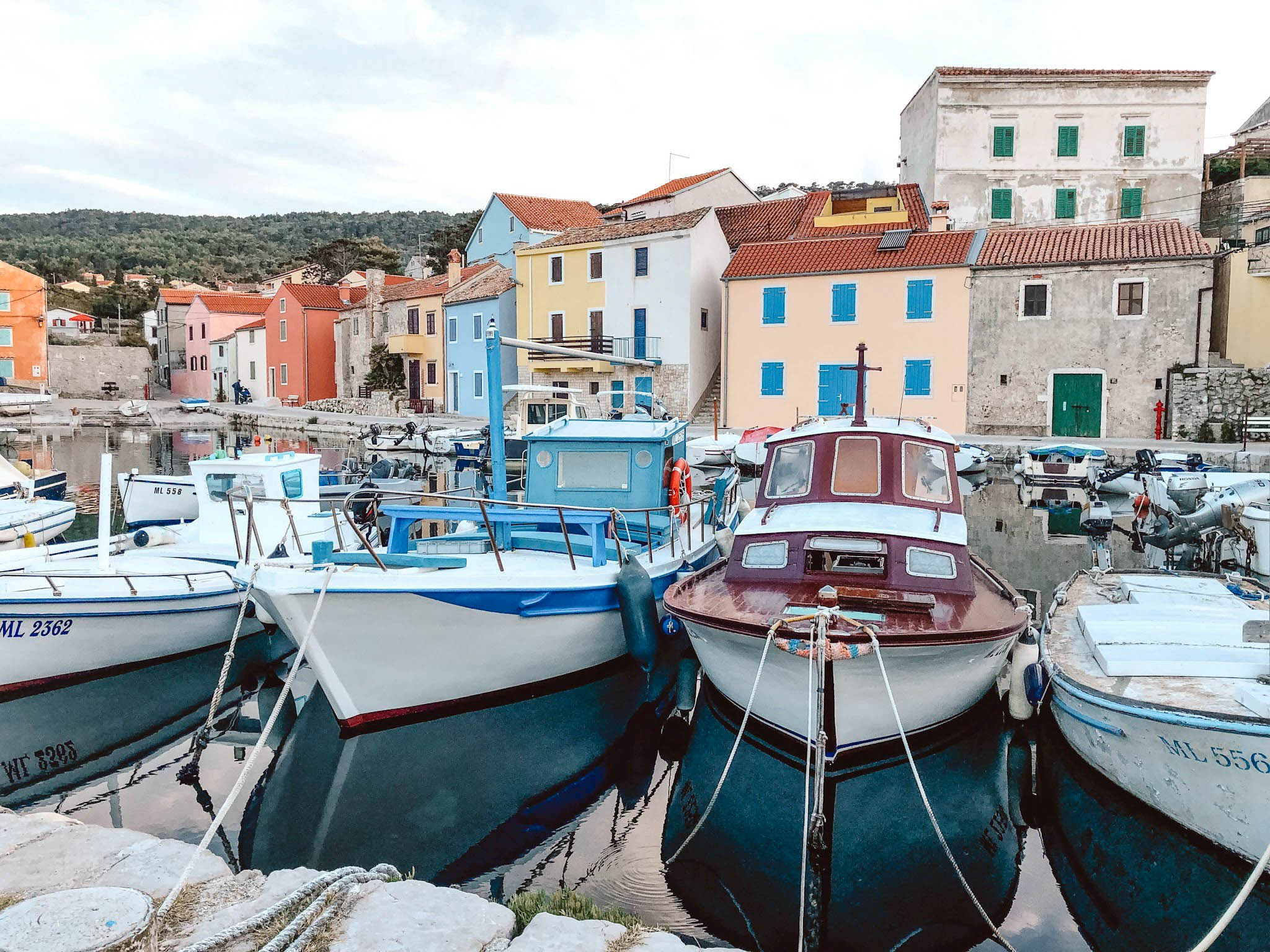 Boats in the harbor of Veli Lôsinj, Croatia