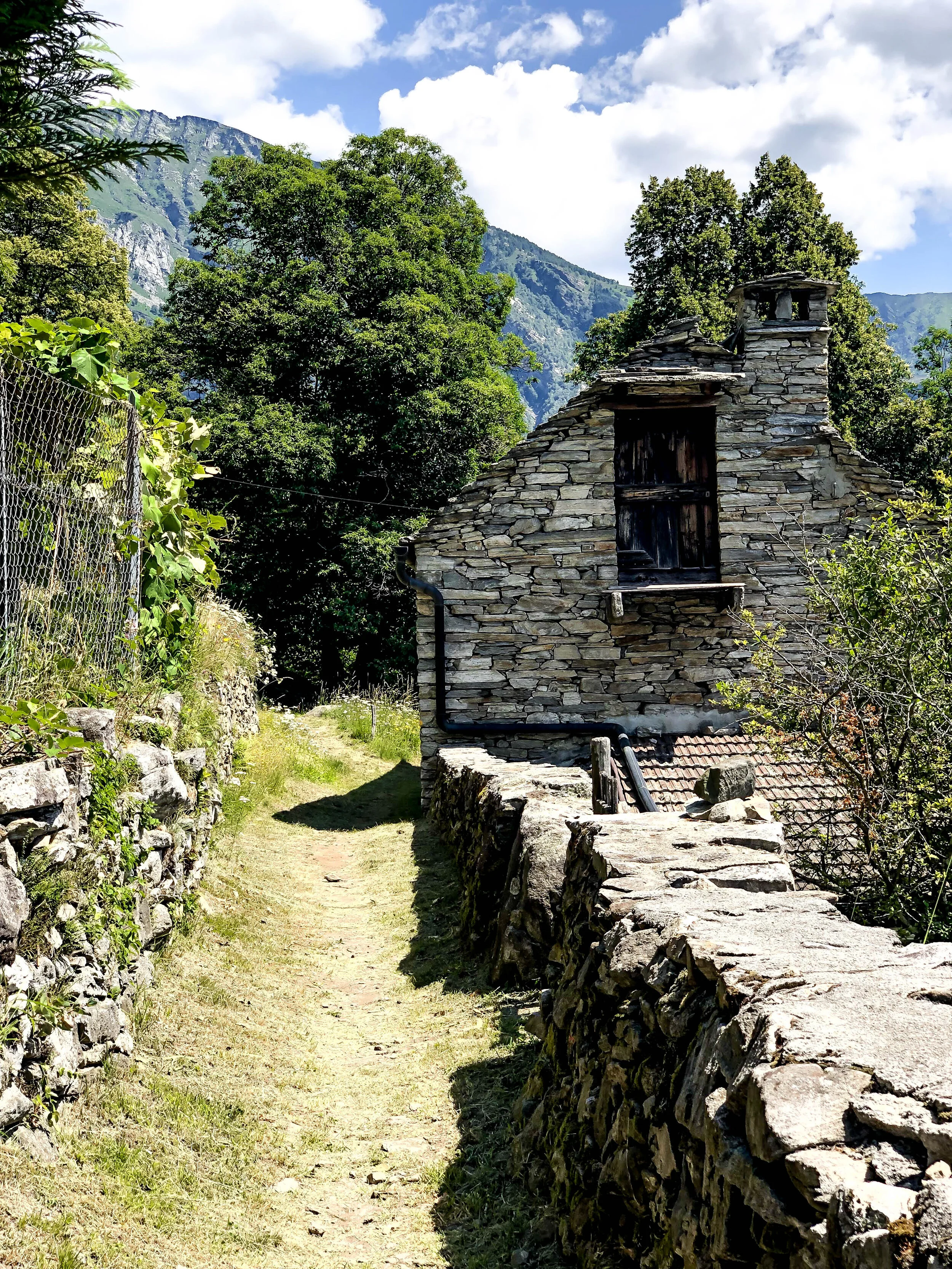 Ticino stone house.jpg