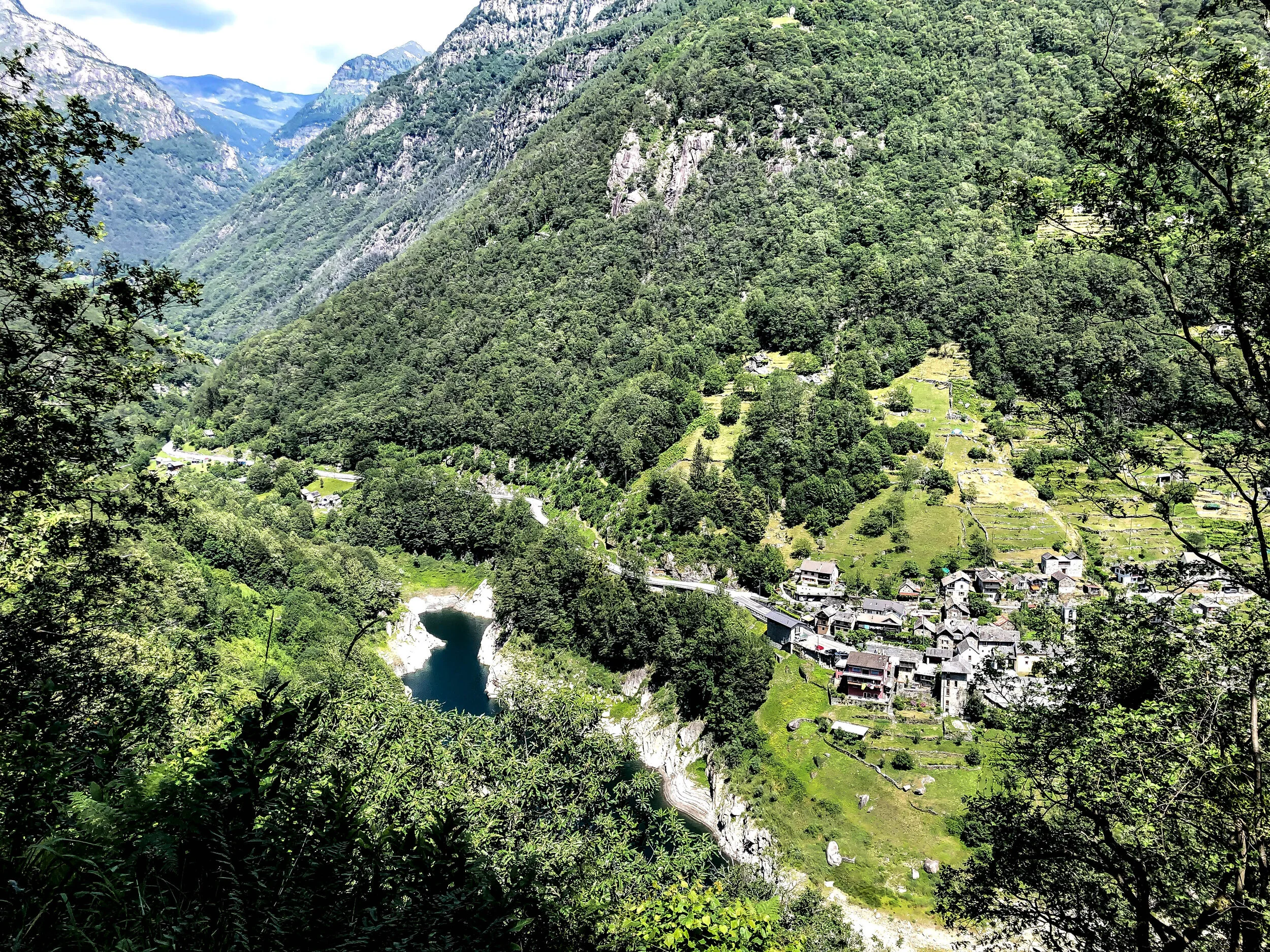 Ticino view on Sentiro.jpg