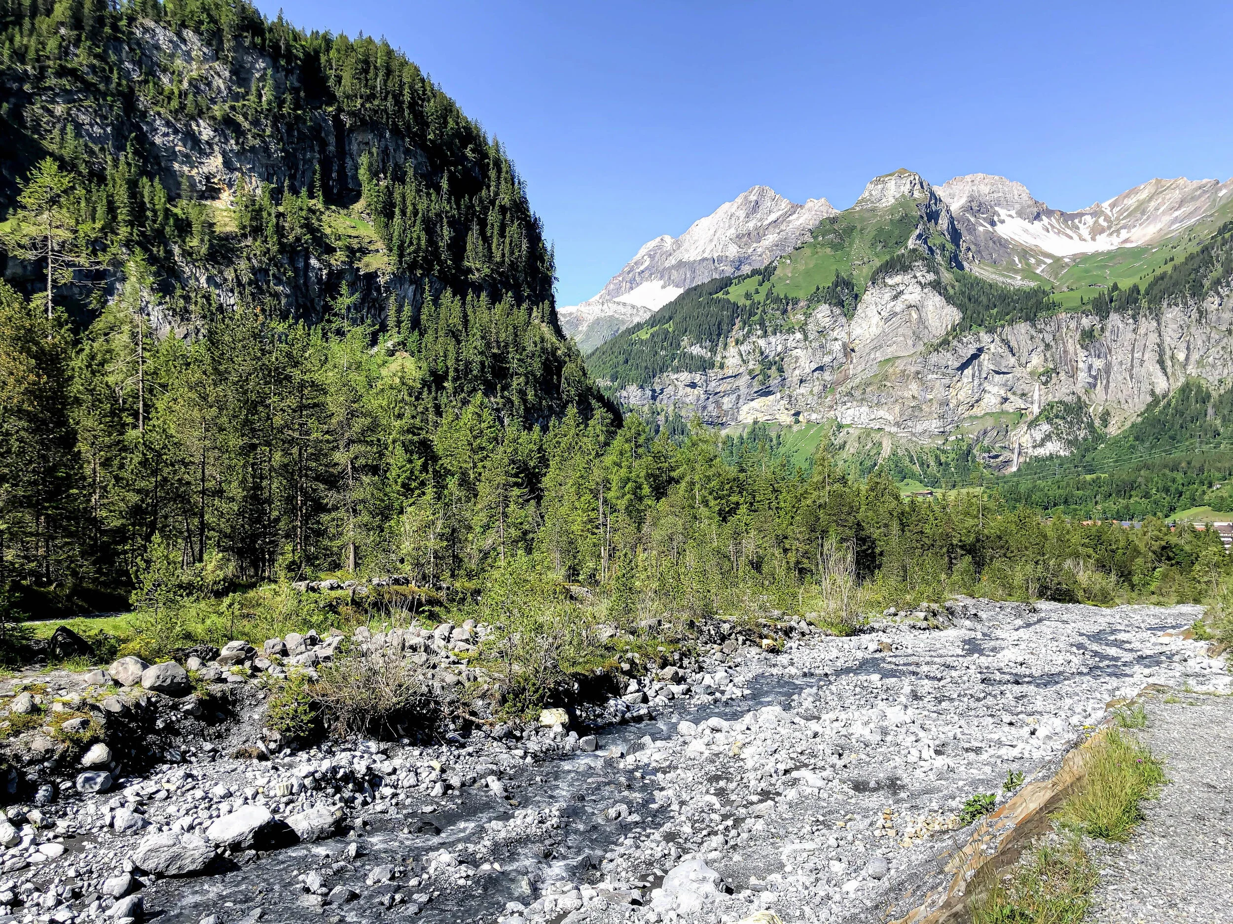 Heuberg Oeschinensee kandersteg.jpg