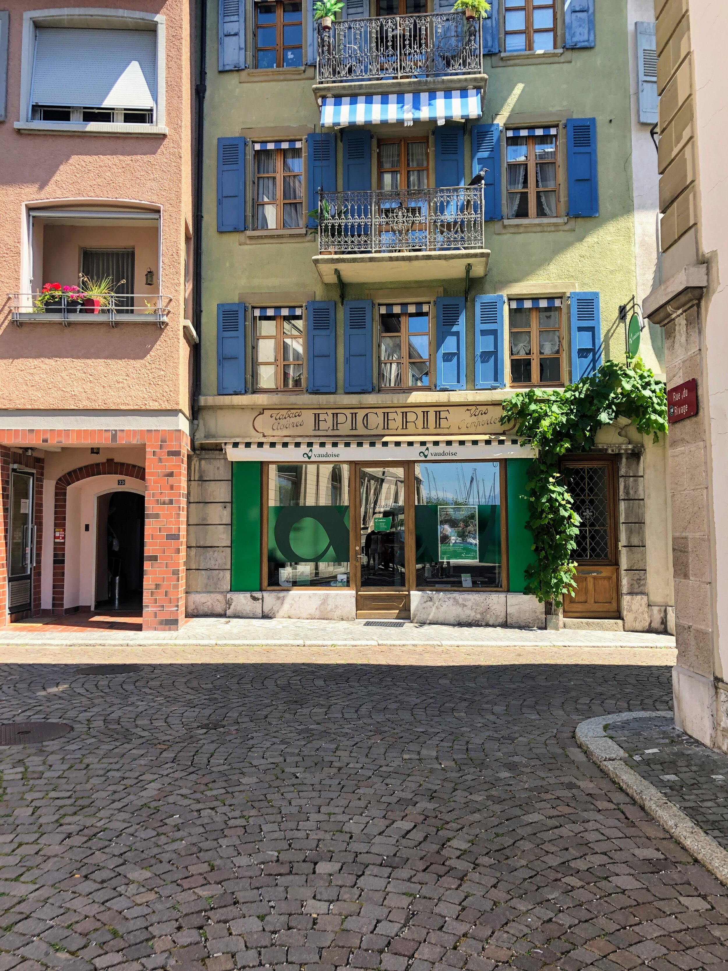 Street in Cully in Vaud, Lavuax, Switzerland