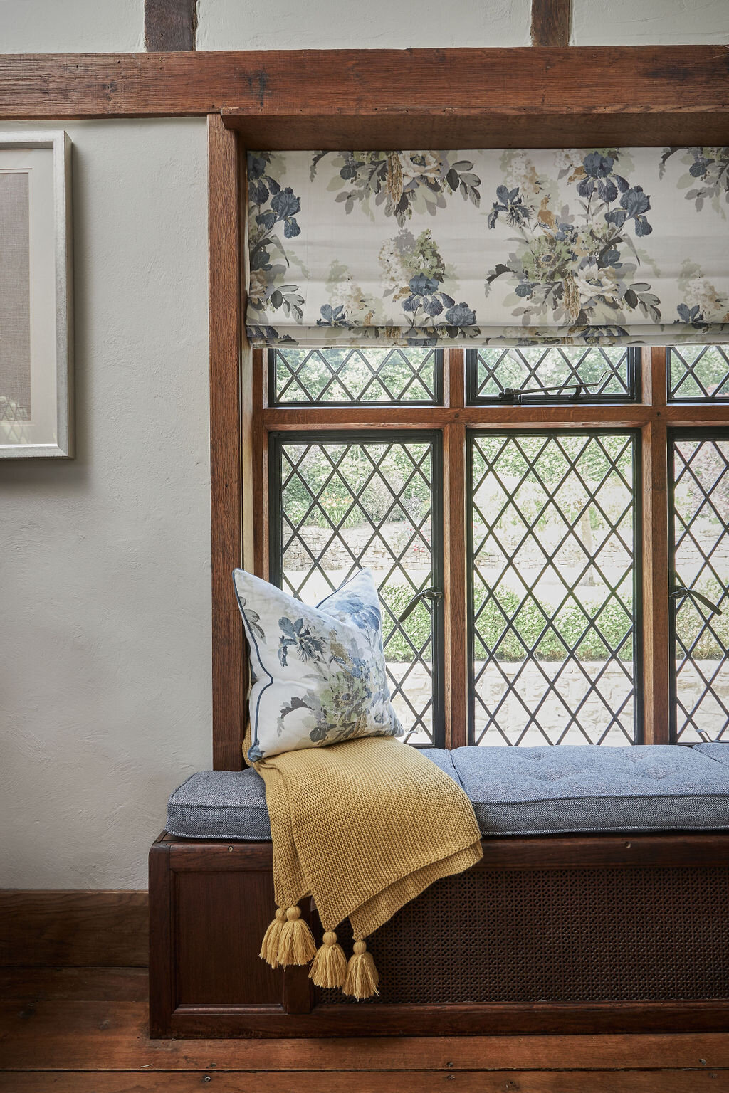 I don&rsquo;t think I&rsquo;ve ever met a window seat I don&rsquo;t like!

Window seating, particularly in a farmhouse drawing room setting like is a clever way to transform &lsquo;dead&rsquo; space into functional and decorative seating - especially