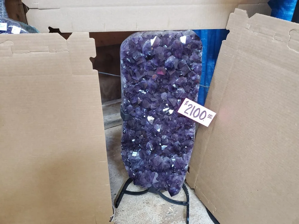 #22. Amethyst Rectangular Plate on Stand