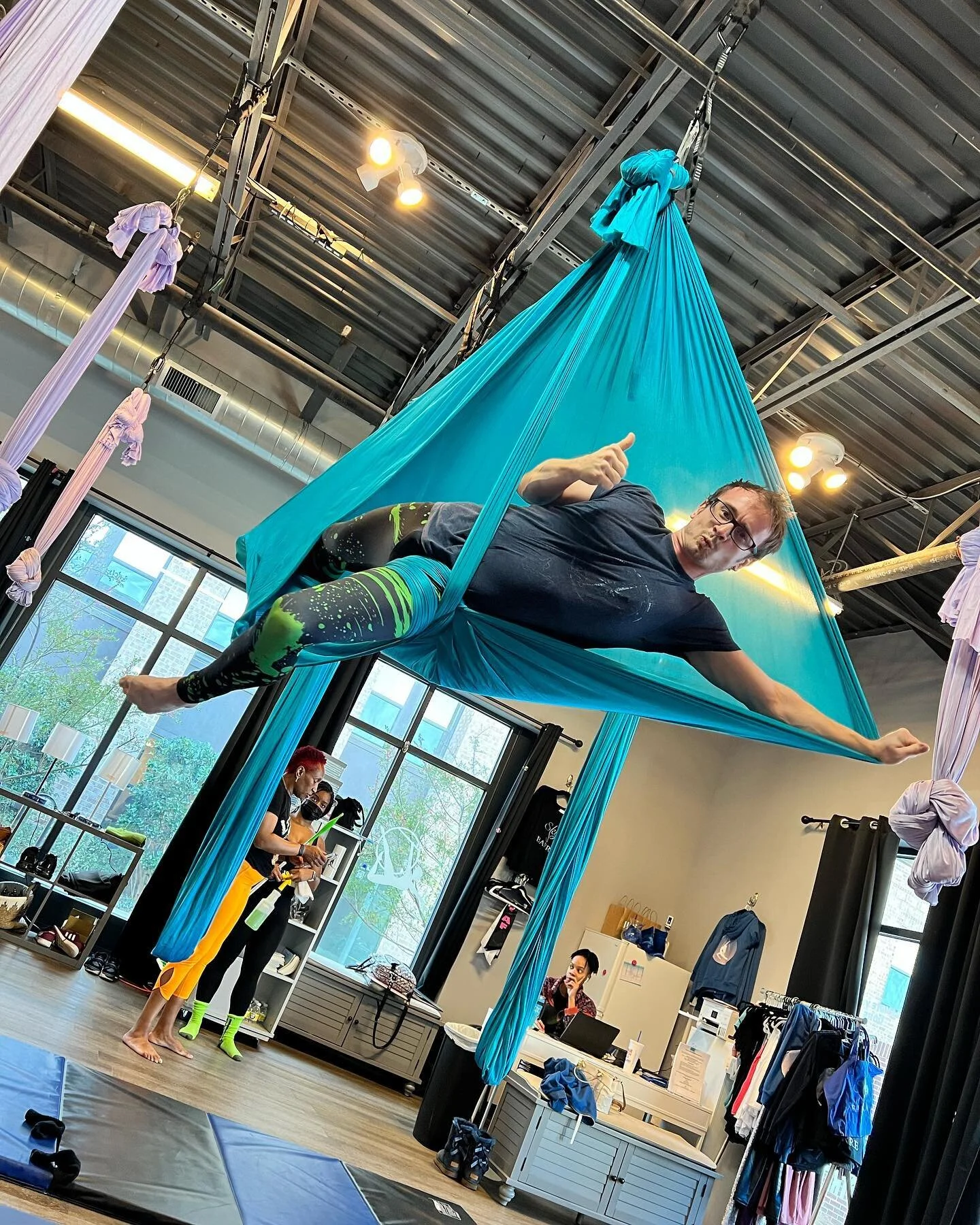 Nailed it!!
Did we forget to mention that we our co-ed? 

#theskybarre#skykandy #skybestie
#theskybarre #skyplanks #coresisters #skytribe #aerialfitness #atlantafitness #barre #indoorowing #madisonyardsatl
#barrebabes#silksatlanta#glowparties#skyglow
