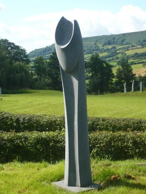 Maurice Brams, Budding 2002, Belgian Bluestone