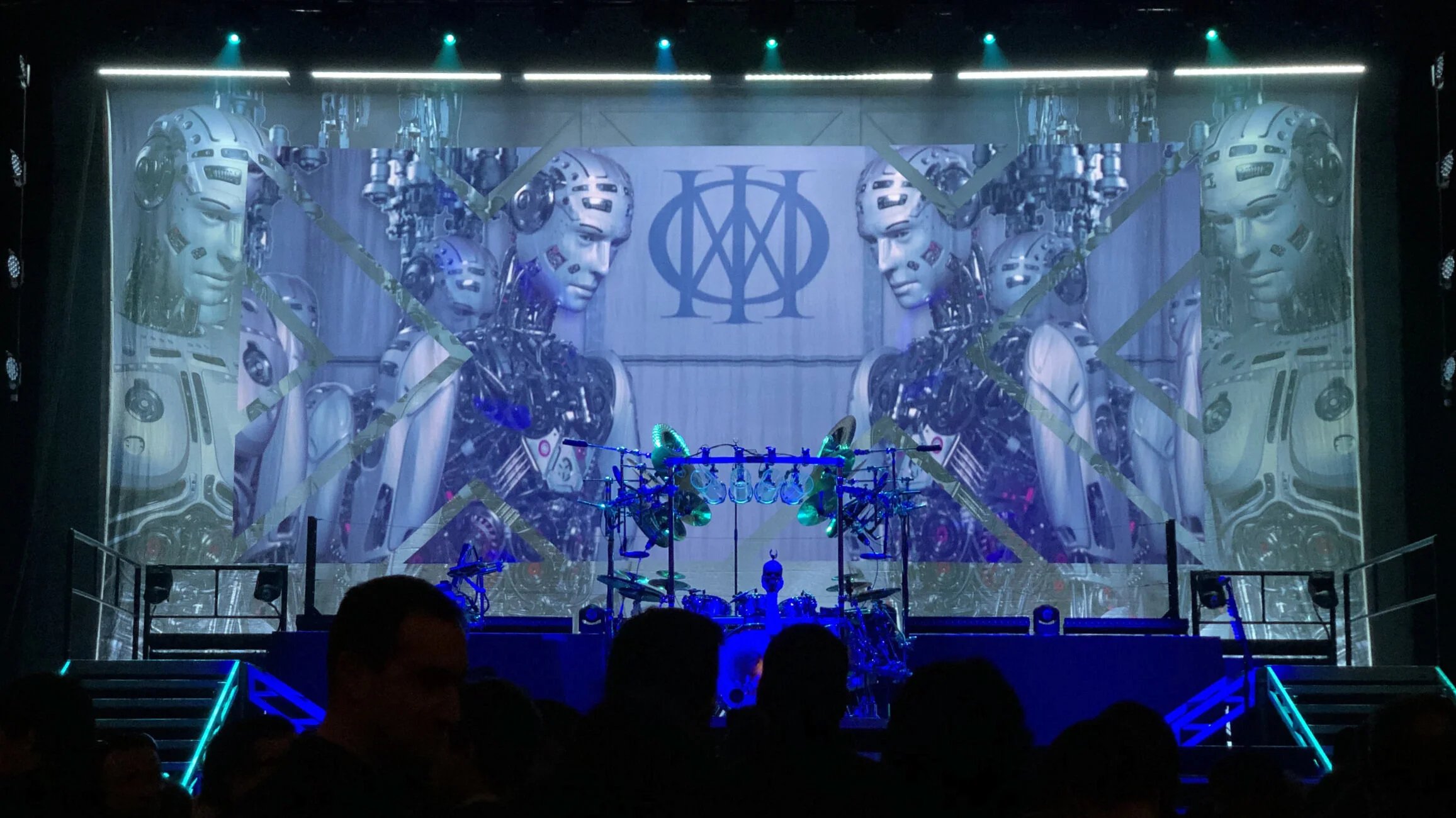 Mais do que uma review, uma coisa – Concerto dos Dream Theater (02/02/2020)